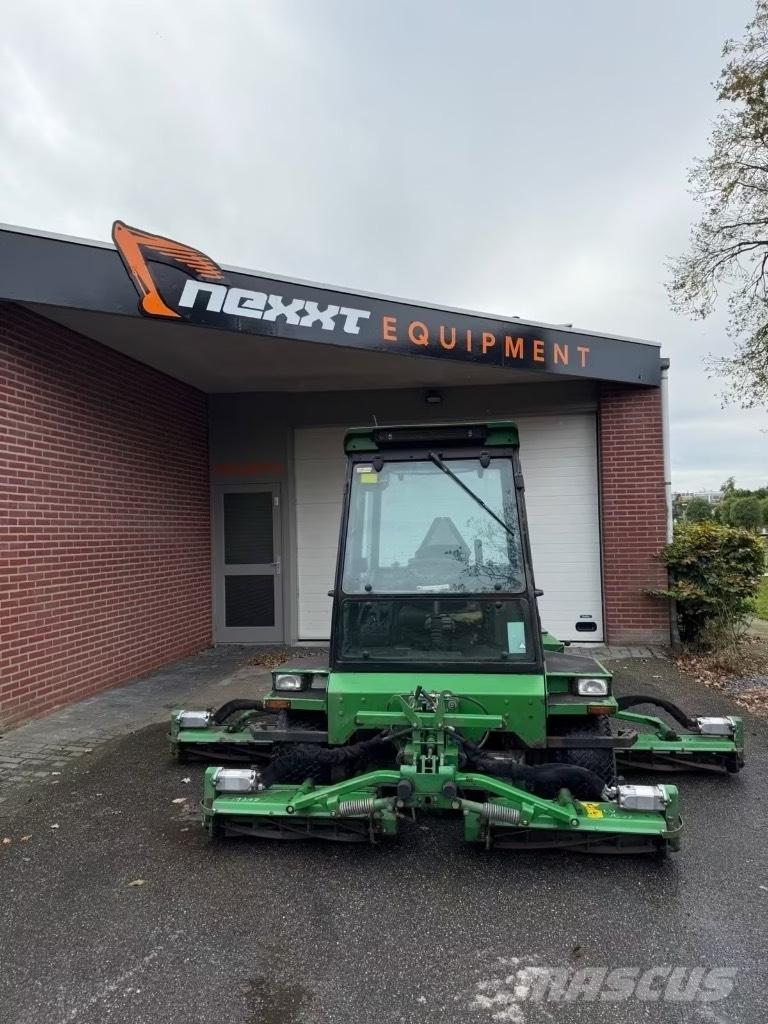 John Deere 1903 ركوب الحشائش