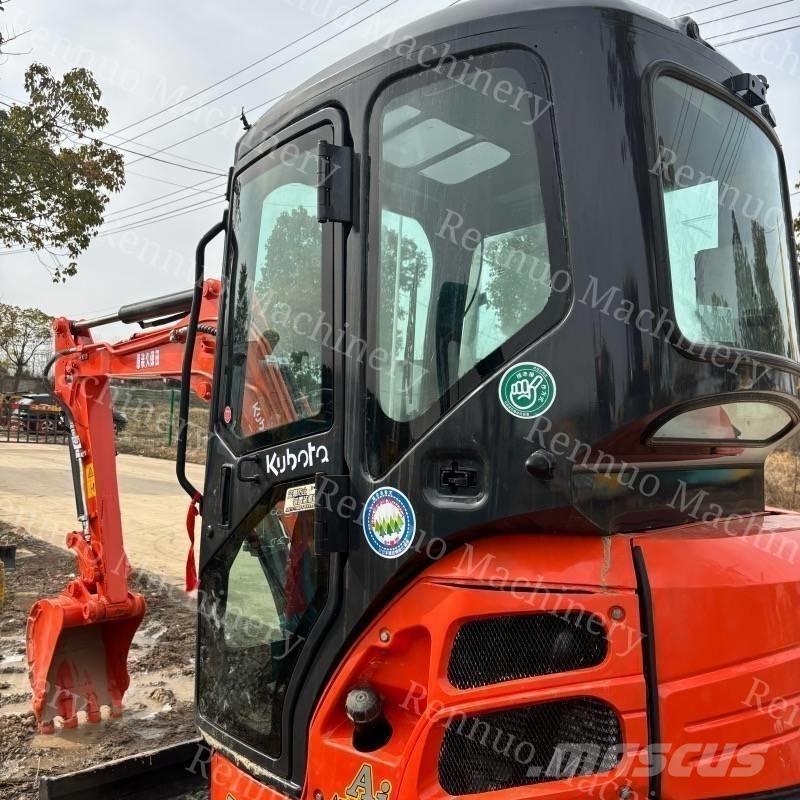 Kubota U 30 حفارات صغيرة أقل من 7 طن (حفارات صغيرة)