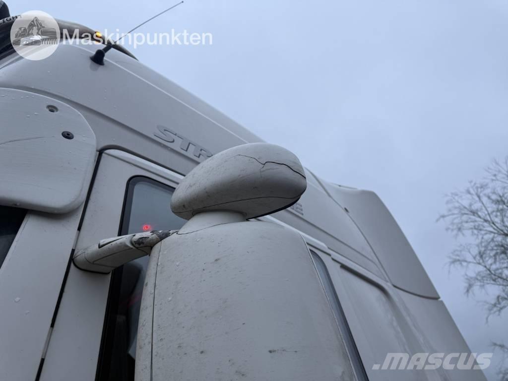 Scania R 520 وحدات الجر