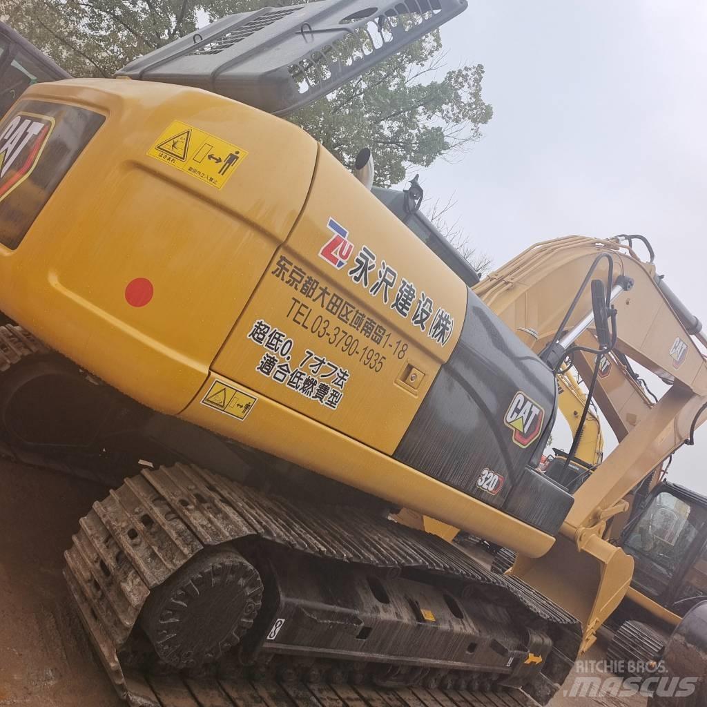 CAT 320 D حفارات زحافة