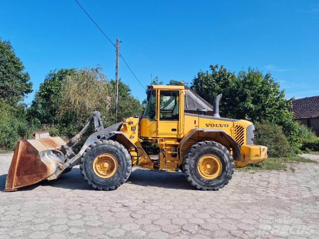 Volvo L 120 E لوادر بعجل