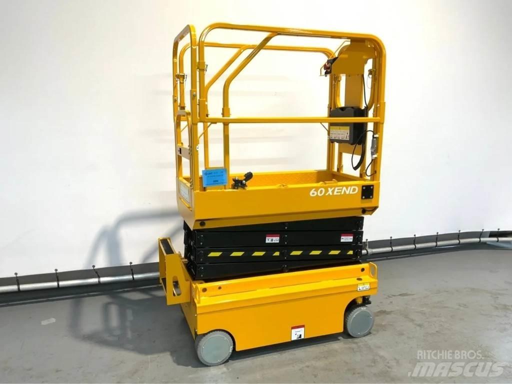 John Deere 60XEND رافعات مقصية الشكل