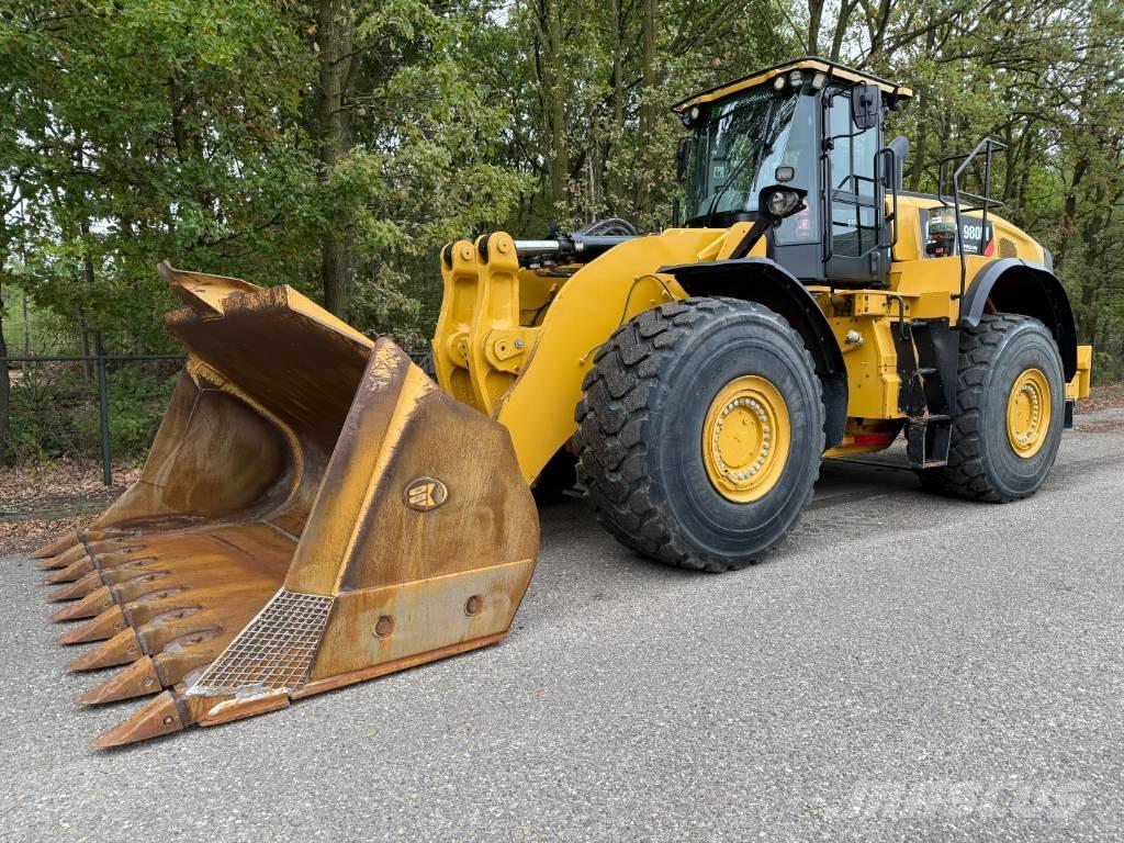 CAT 980 M لوادر بعجل