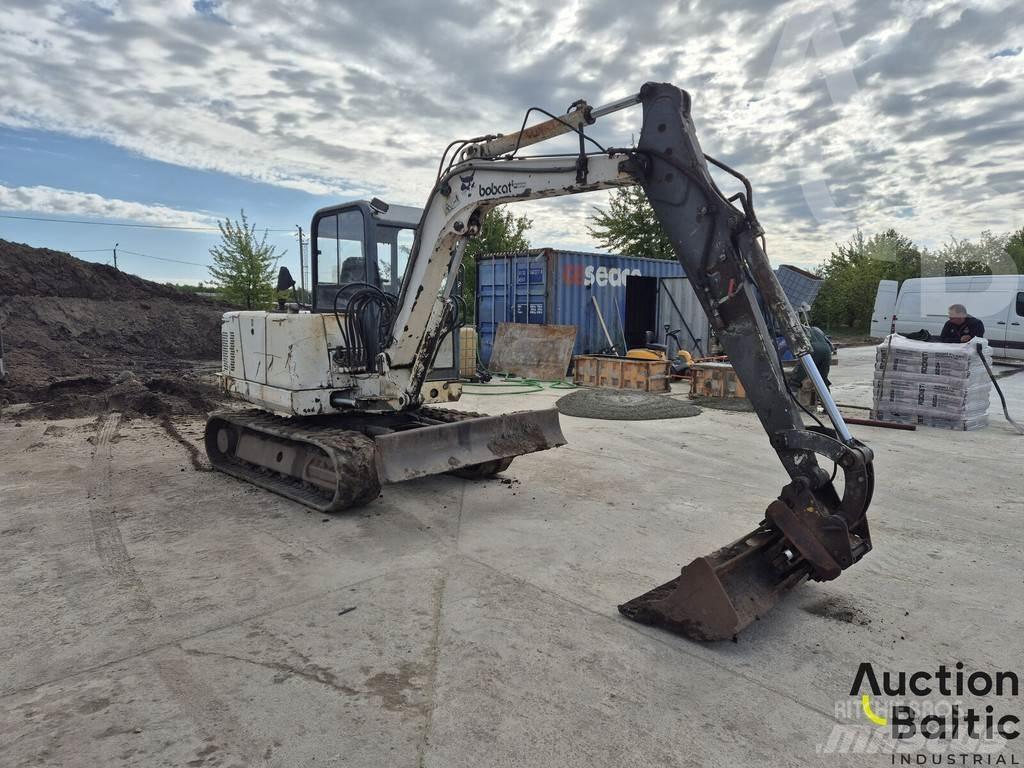 Bobcat X 335 حفارات صغيرة أقل من 7 طن (حفارات صغيرة)