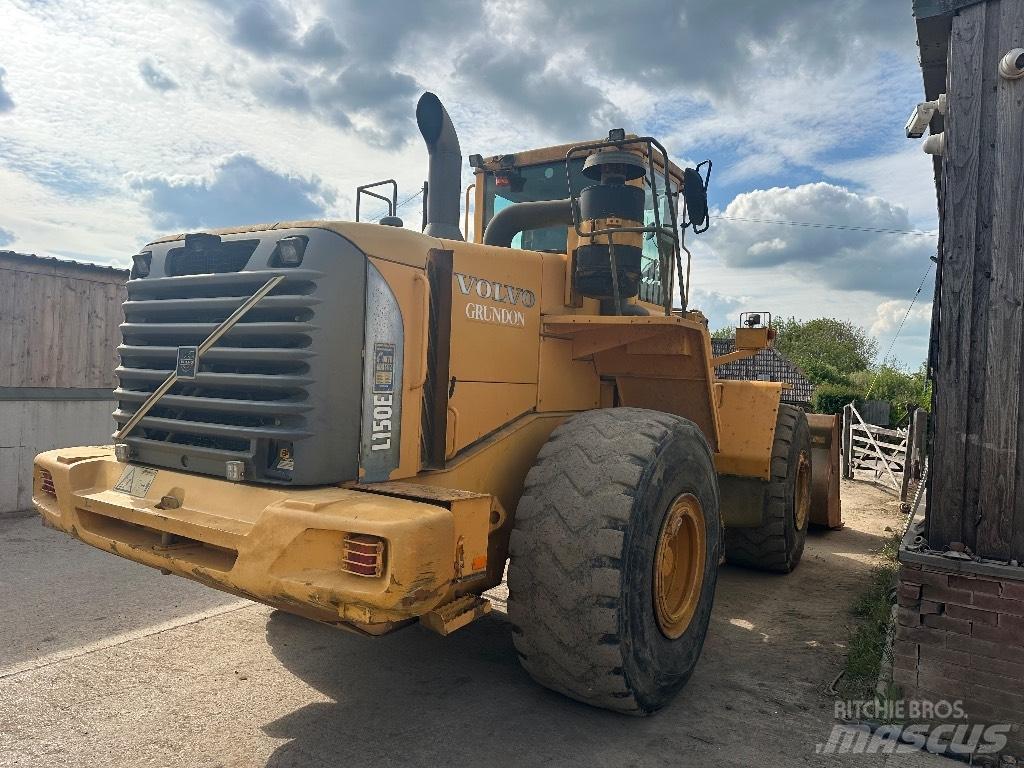 Volvo L 150 E لوادر بعجل