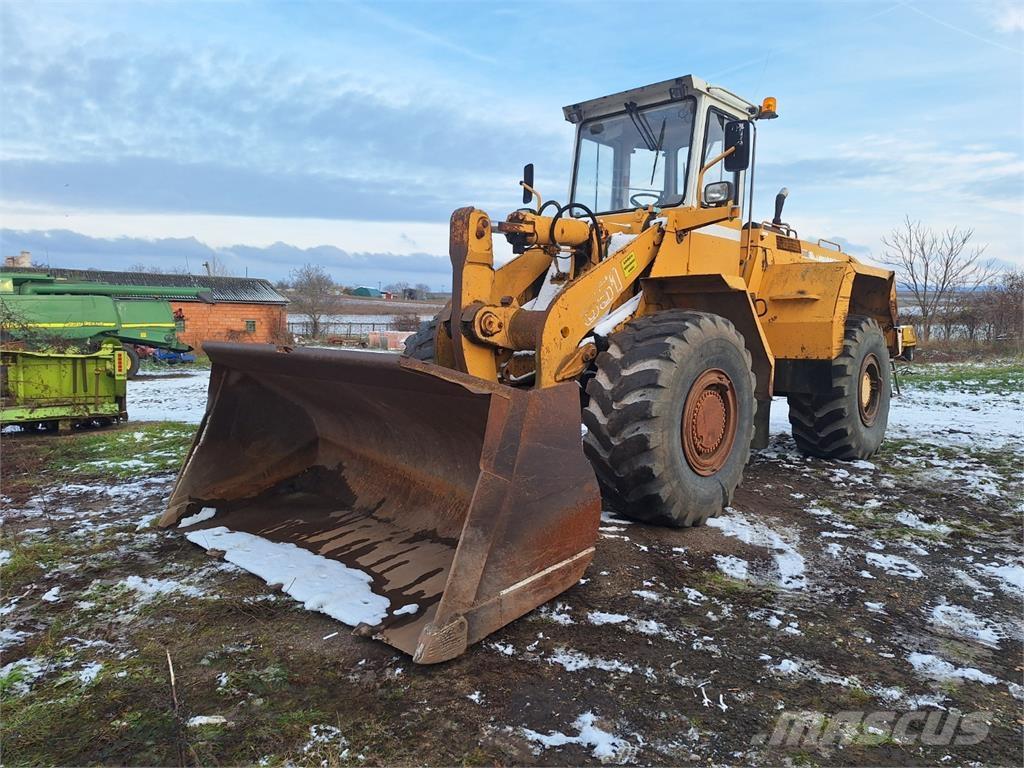 Liebherr L 551 4X4 معدات البناء - غير ذلك