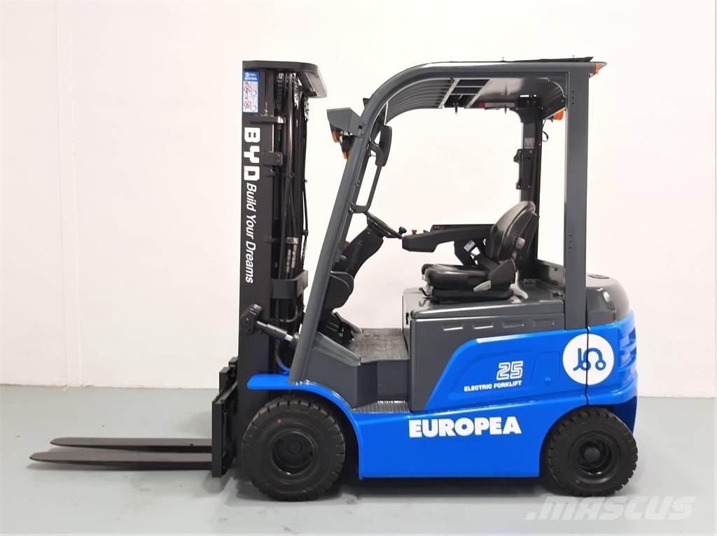 BYD ECB25C شاحنات ذات رافعات شوكية تعمل بالكهرباء