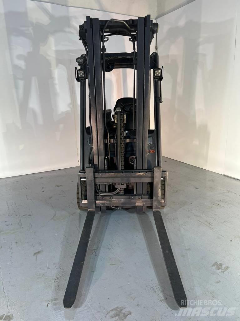 Linde E 16 P شاحنات ذات رافعات شوكية تعمل بالكهرباء