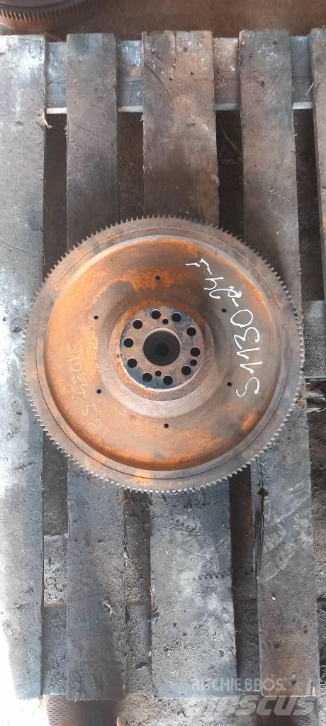Scania R 440.    1805086 محركات