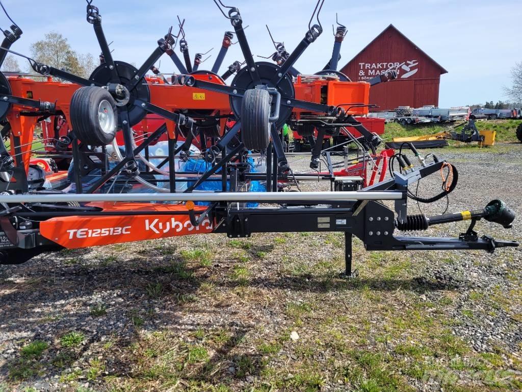 Kubota TE 12513 C مكابس وميبسات التبن