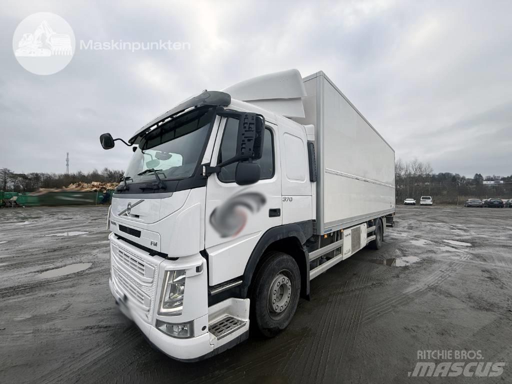 Volvo FM 370 شاحنات بدرجة حرارة قابلة للضبط