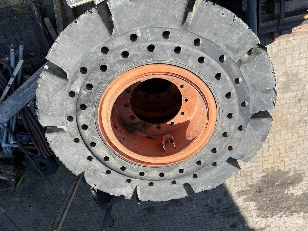 Doosan dl250 لوادر بعجل