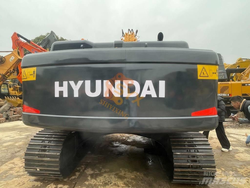 Hyundai Robex 220 حفارات زحافة