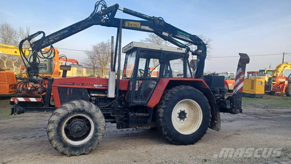 Zetor 12245 جرارات التحريج