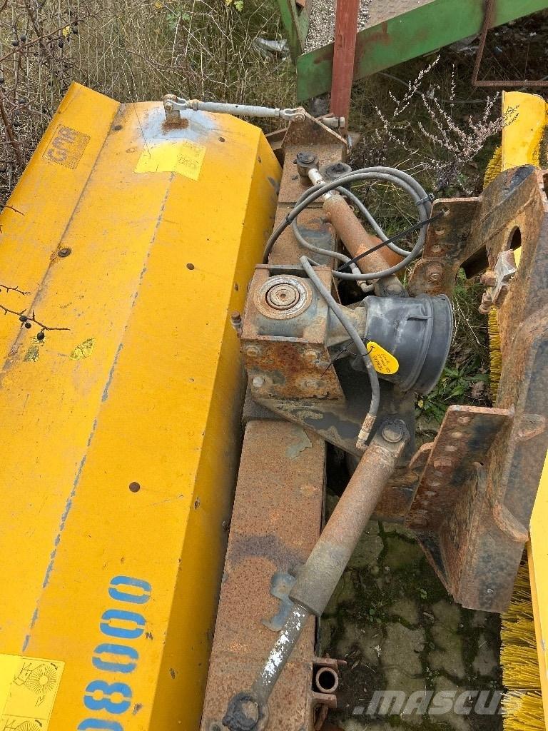 GMR FF2000 SPS كناسات