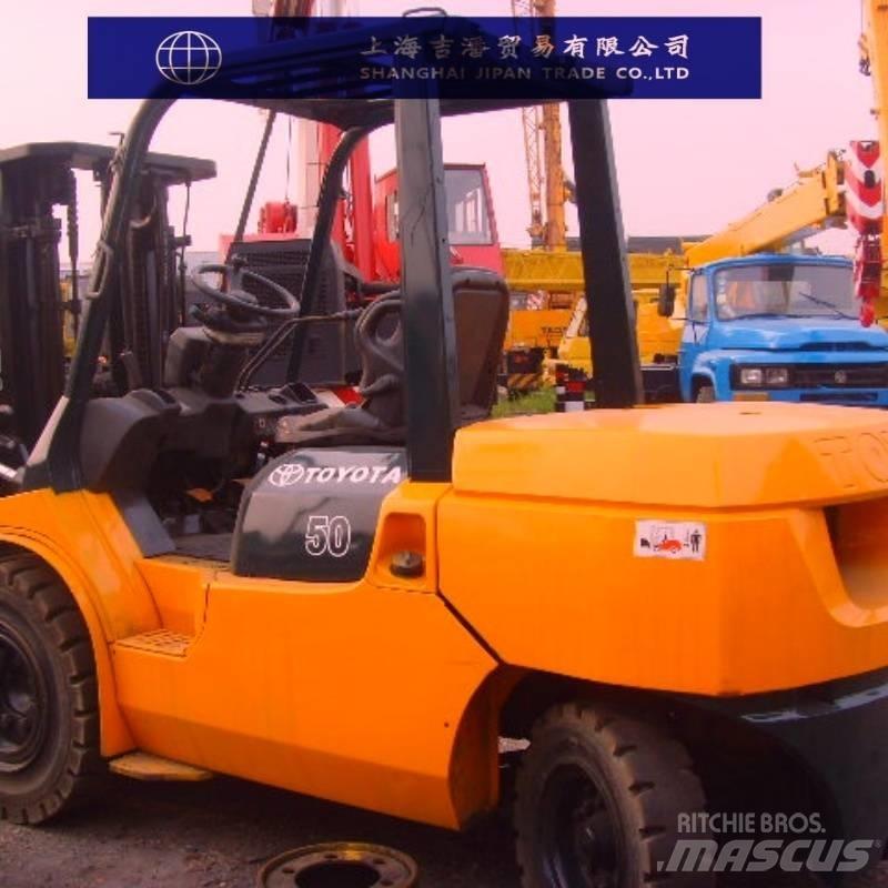 Toyota 5 FB شاحنات الديزل