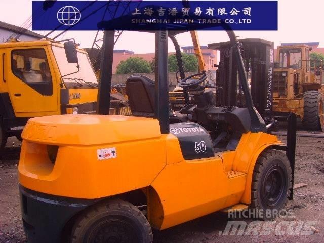Toyota 5 FB شاحنات الديزل