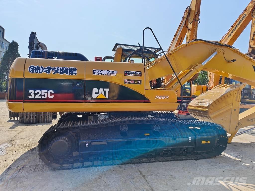 CAT 325 C حفارات زحافة