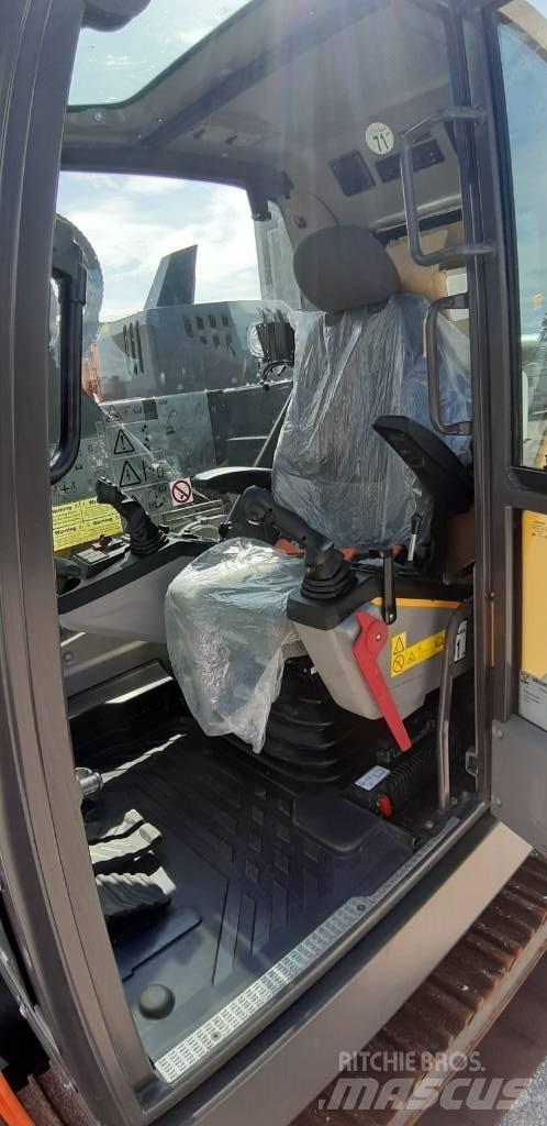 Volvo ECR 235 E حفارات زحافة
