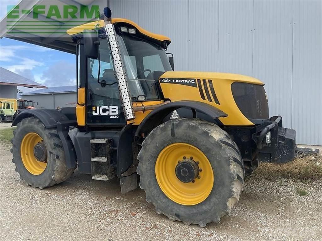 JCB fastrac 3230 الجرارات