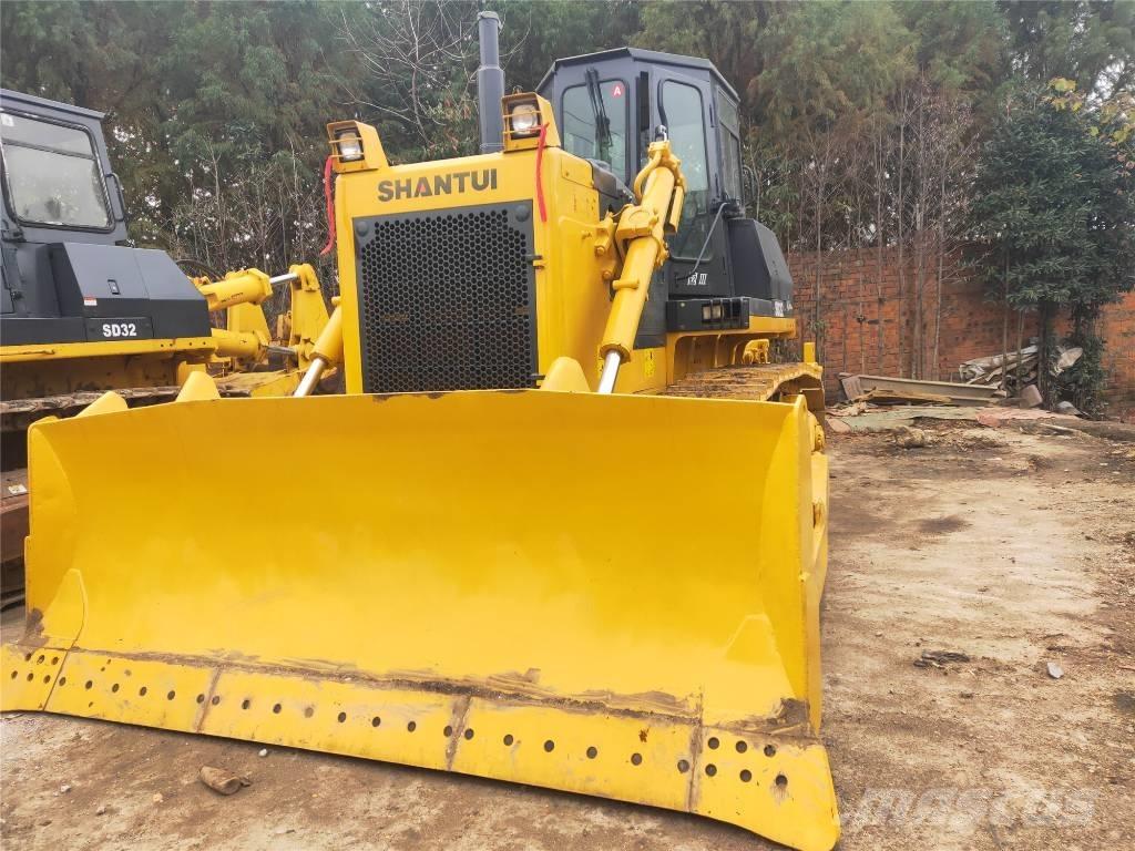 Shantui SD22 بلدوزرات مجنزرة