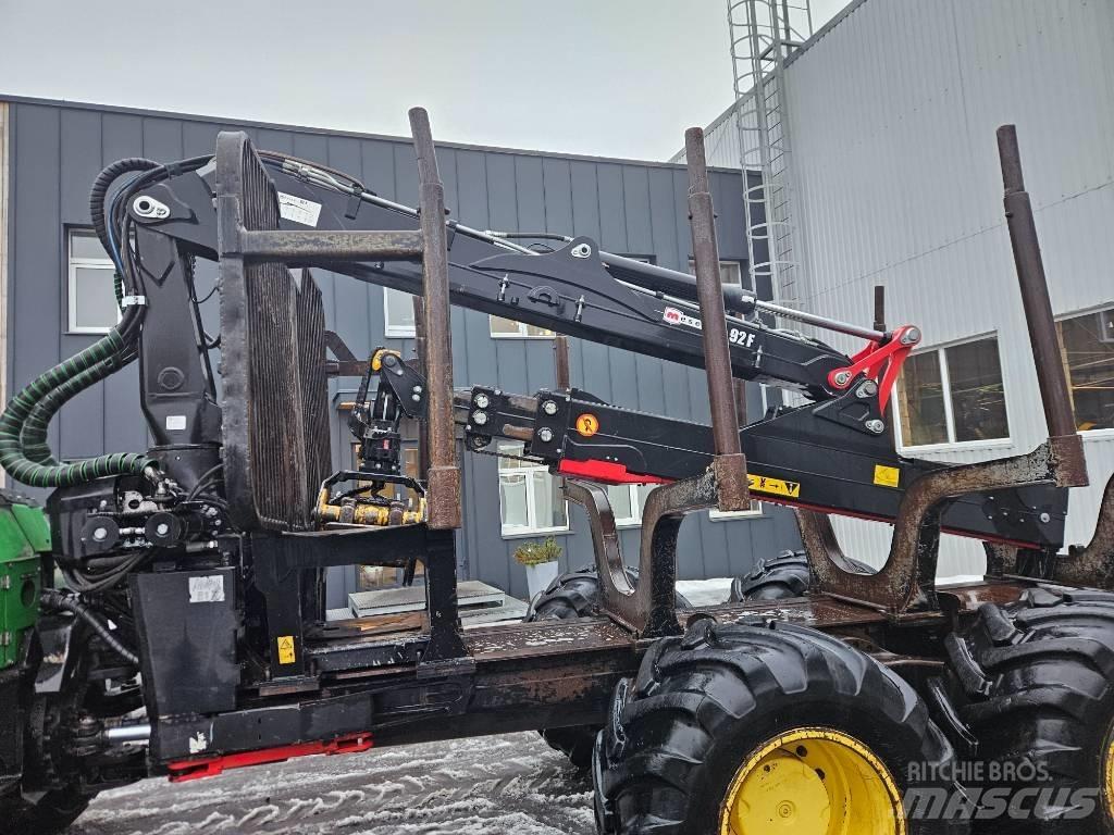 John Deere 1210 E شاحنات