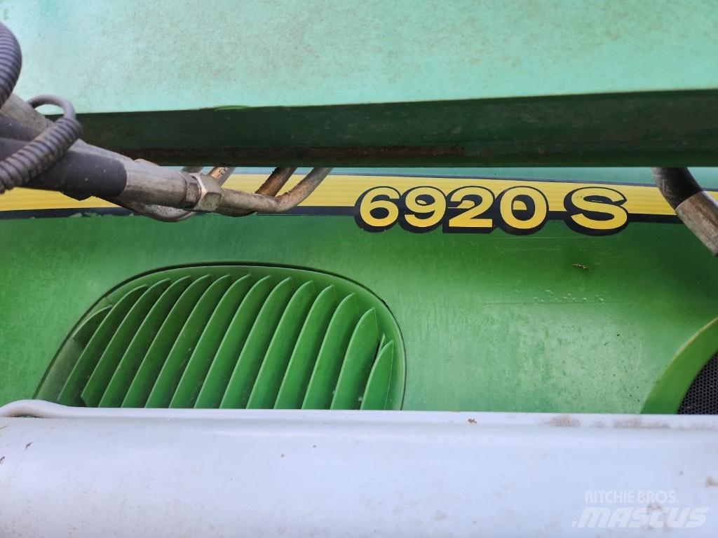 John Deere 6920 S الجرارات