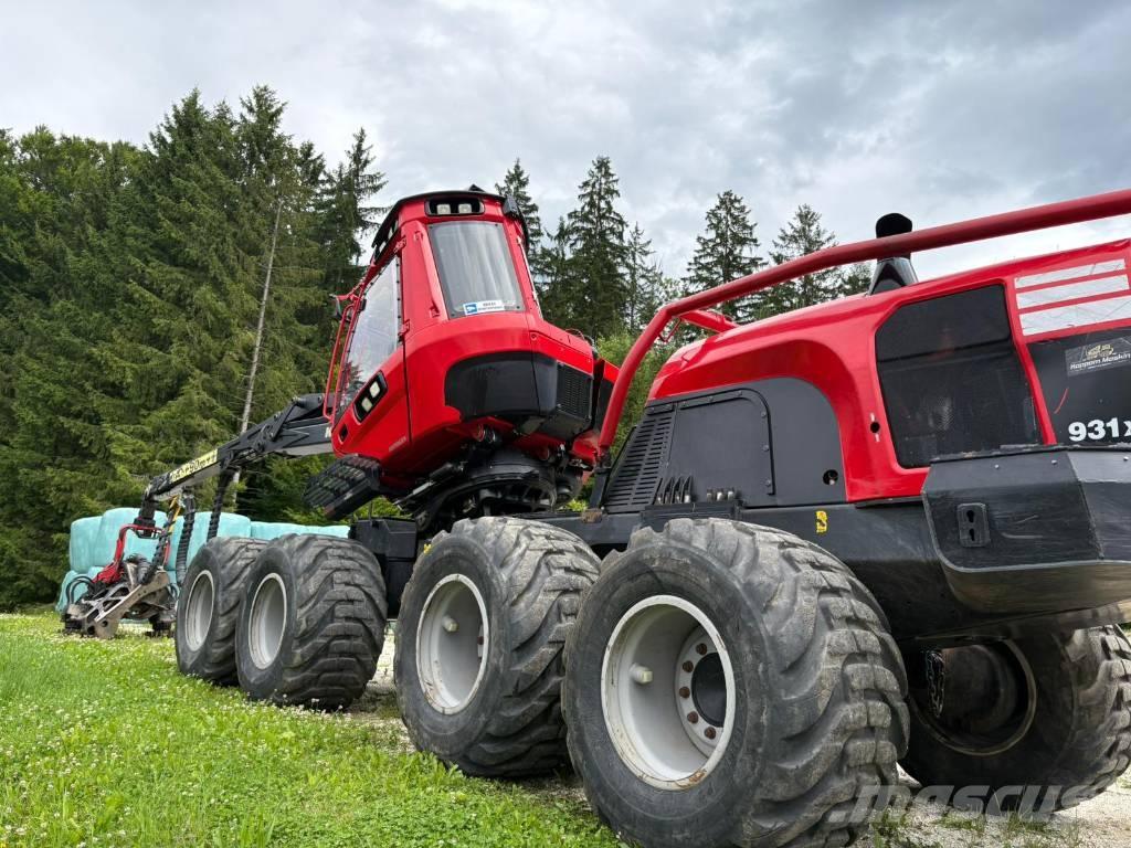 Komatsu 931xc حصادات