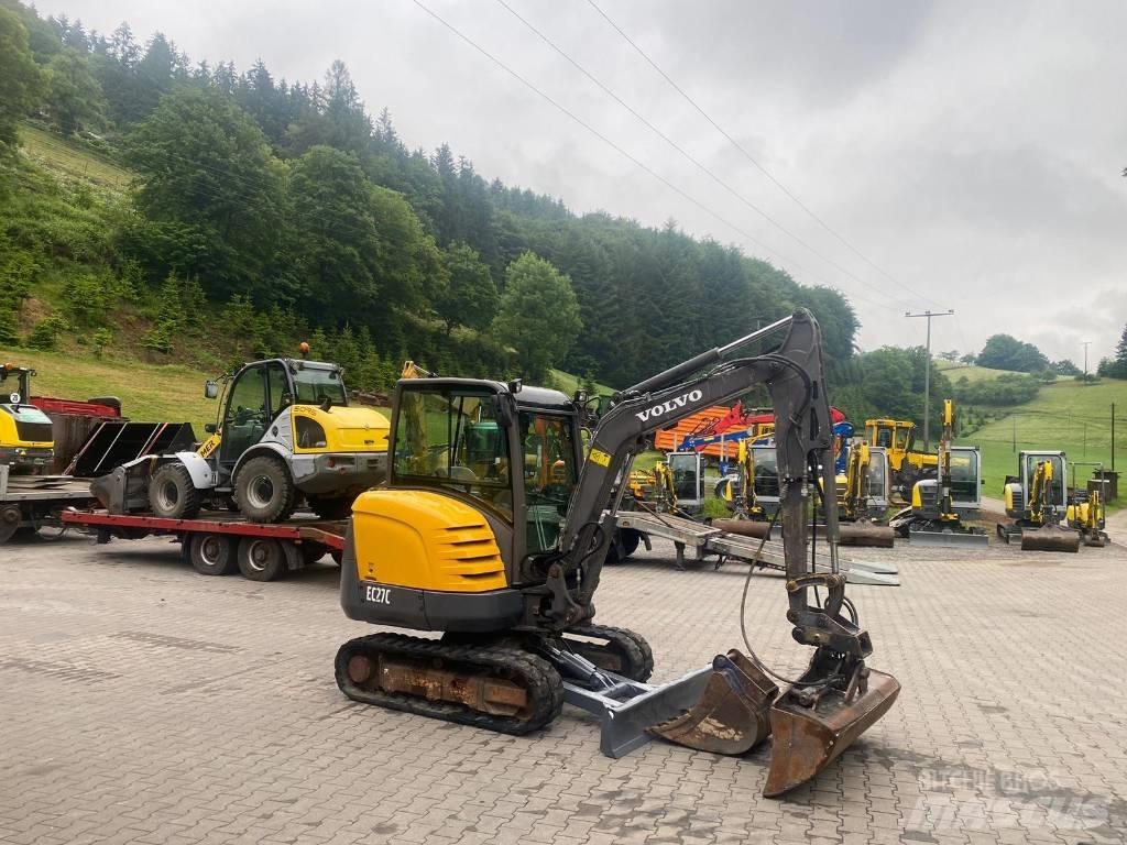 Volvo EC 27 C حفارات صغيرة أقل من 7 طن (حفارات صغيرة)
