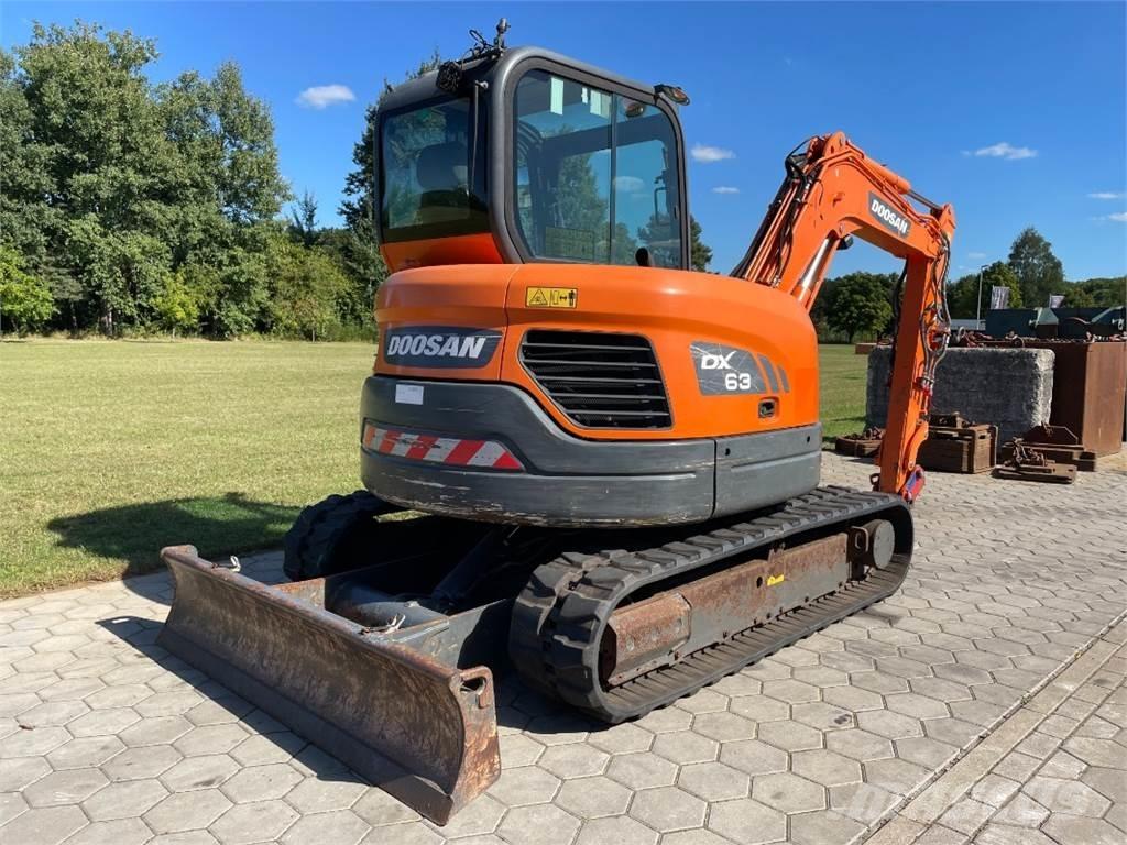 Doosan DX63-3 ماكينات زراعية أخرى