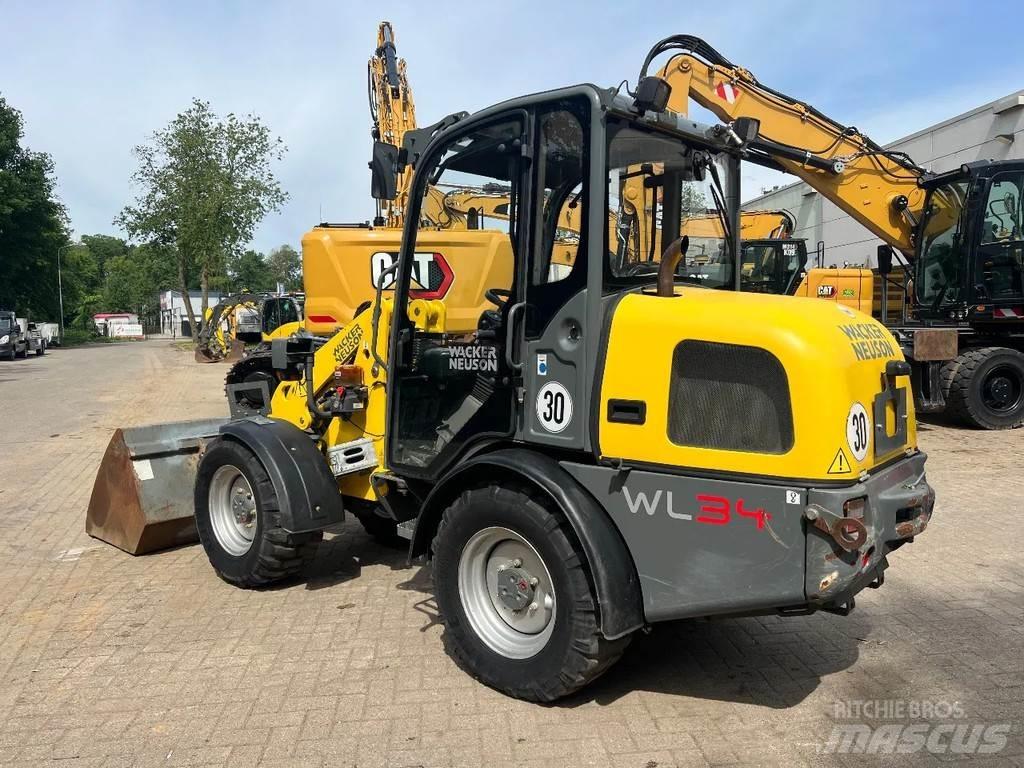 Wacker Neuson WL34 لوادر بعجل