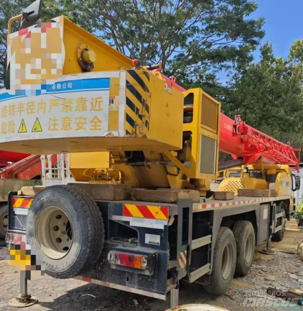 Sany STC250S رافعات صالحة لكل أنواع الطرق