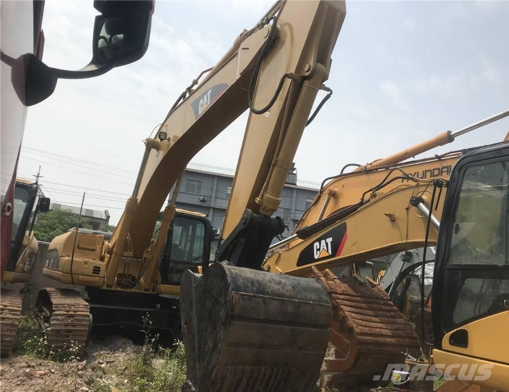 CAT 330C حفارات زحافة