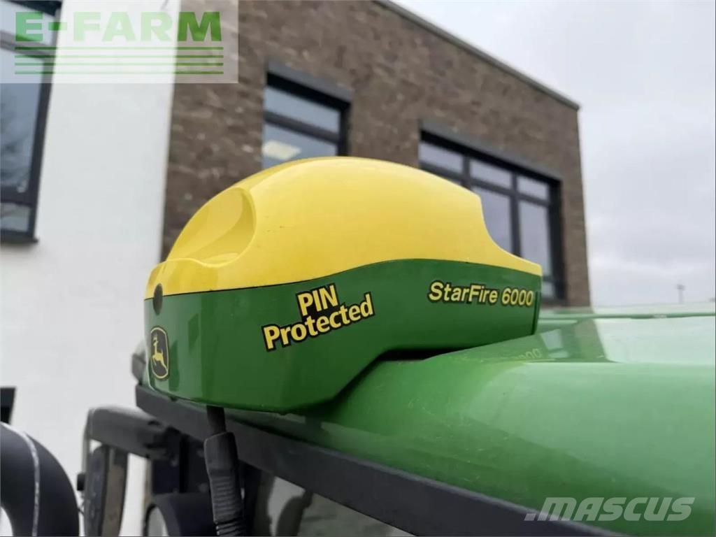 John Deere 8370 r الجرارات