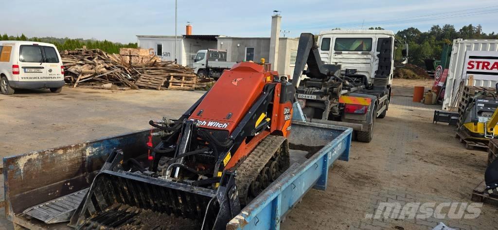 Ditch Witch SK 800 لوادر صغيرة