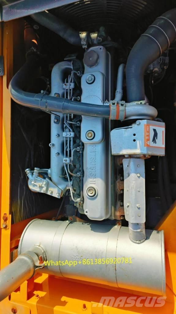 Sany SY 215 C حفارات زحافة