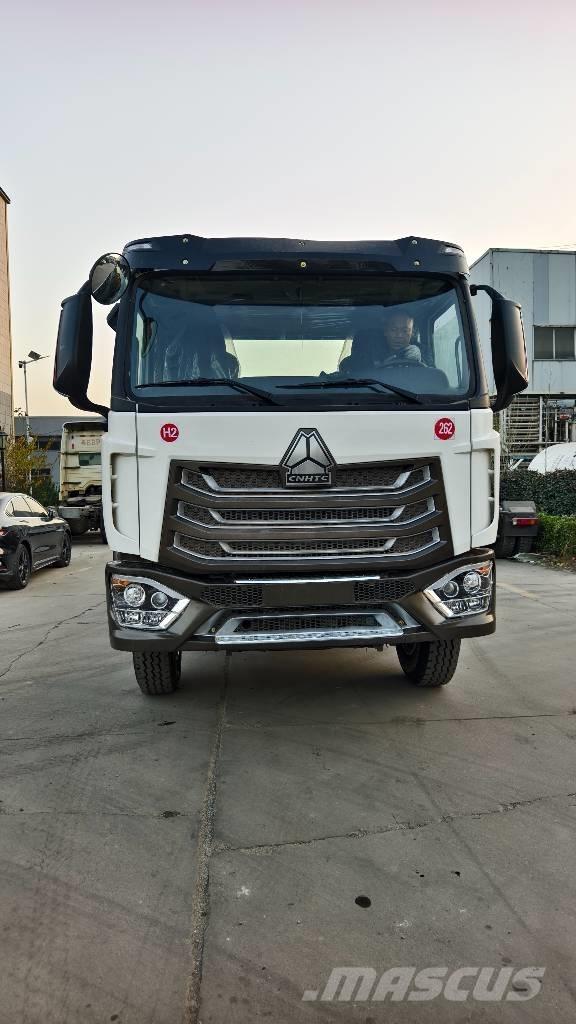 Sinotruk howo 371 وحدات الجر