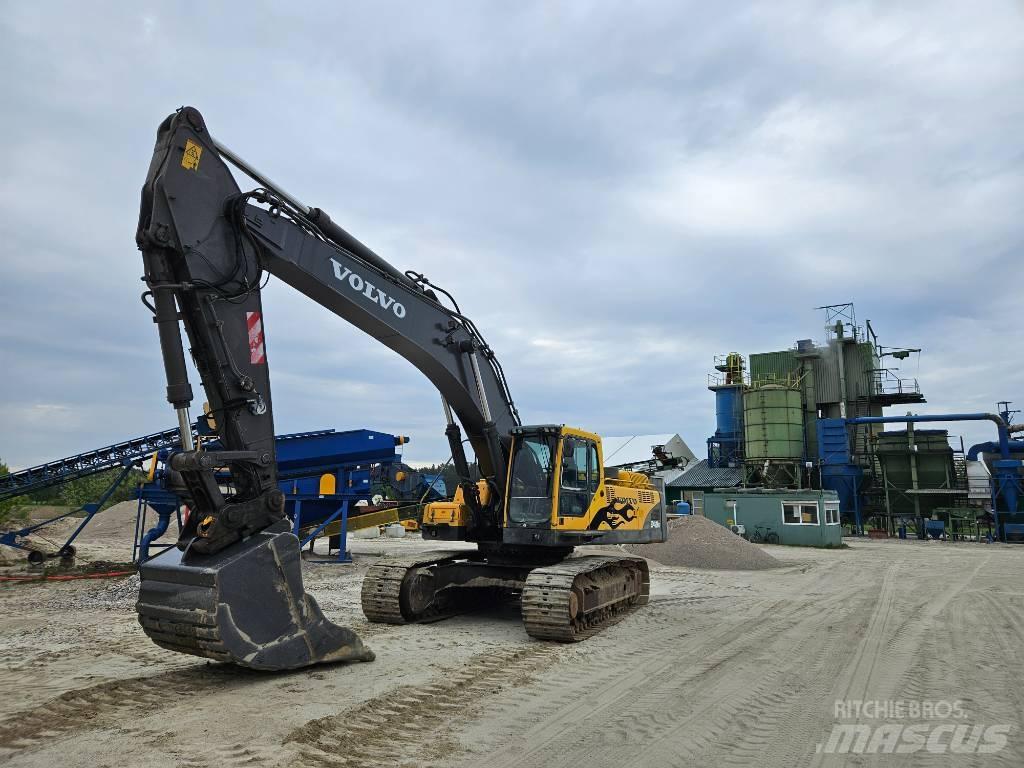 Volvo EC 460 B LC حفارات زحافة