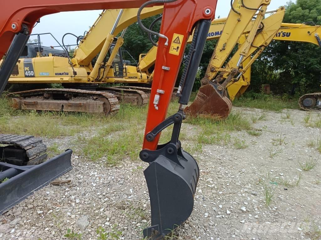 Kubota KX 155 حفارات زحافة