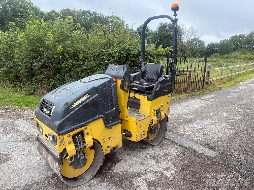 Bomag BW 80 AD-5 مداحل ثنائية الاسطوانة