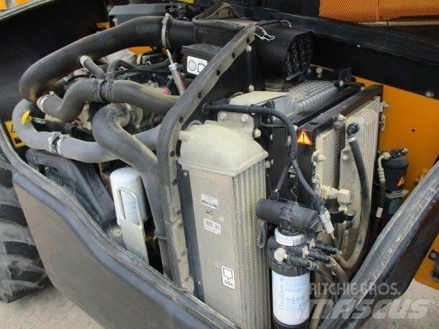 JCB 540-180 مناولات متداخلة