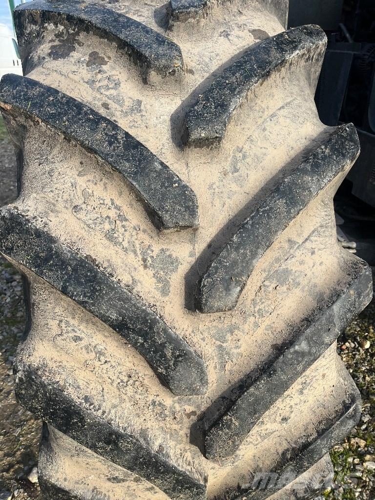 Fendt 924 Favorit الجرارات