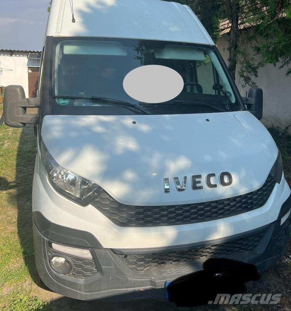 Iveco Daily 35S15 شاحنة مقفلة