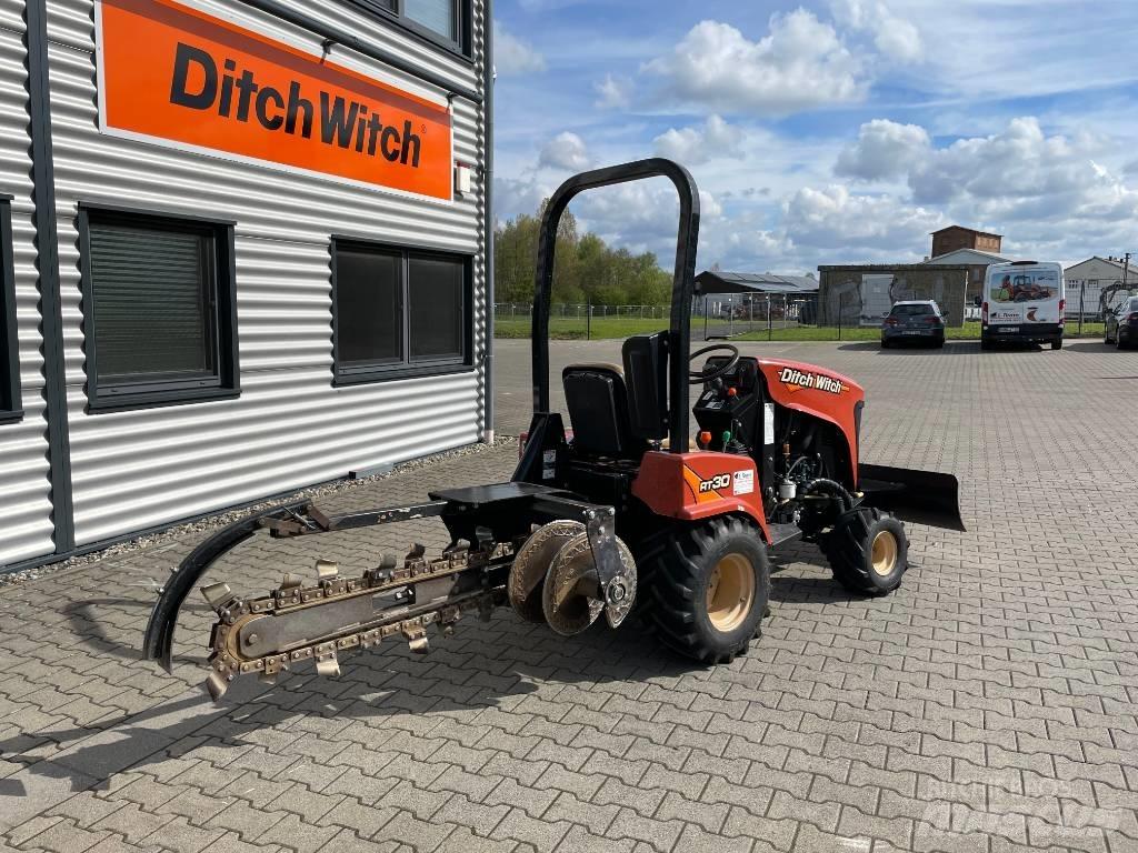 Ditch Witch RT 30 ماكينات حفر خنادق