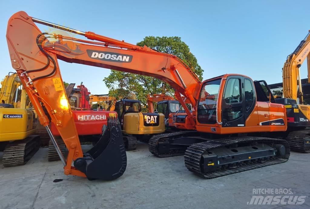 Doosan DX 225LC-9C حفارات زحافة