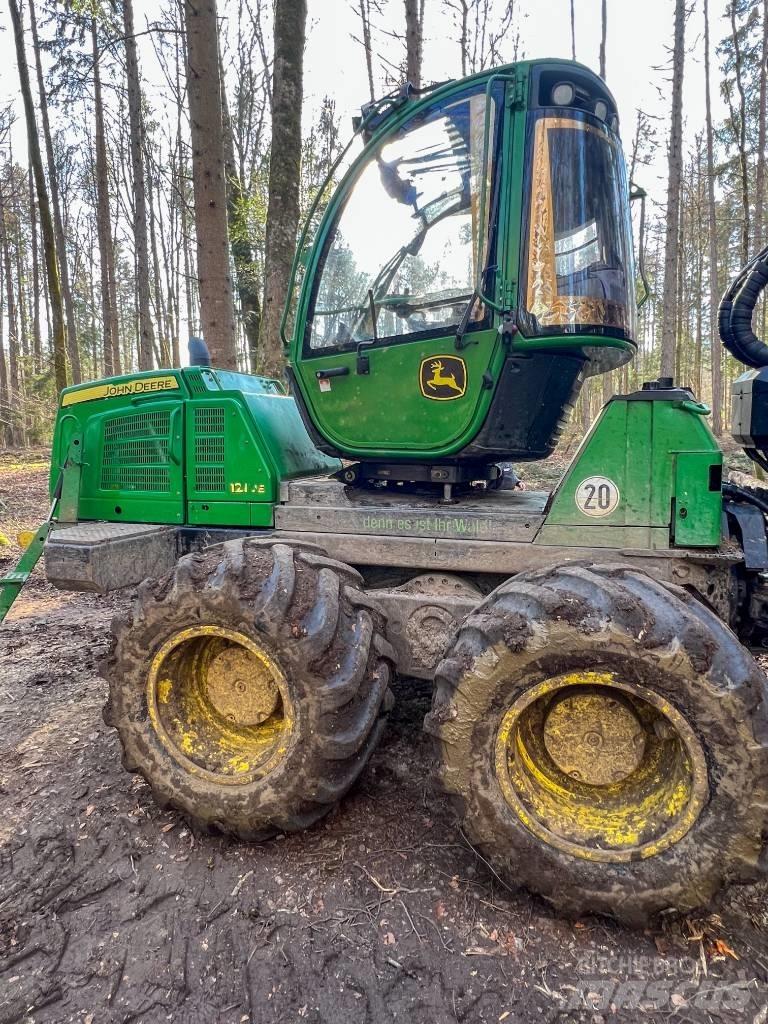 John Deere 1210 E شاحنات