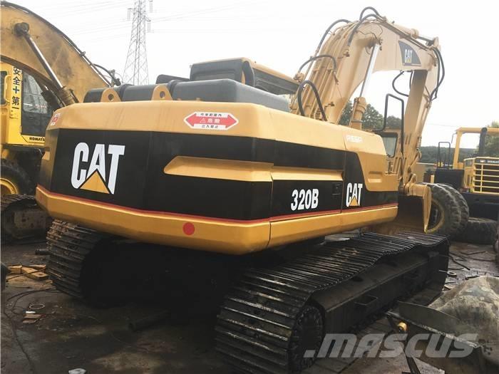 CAT 320 B حفارات زحافة