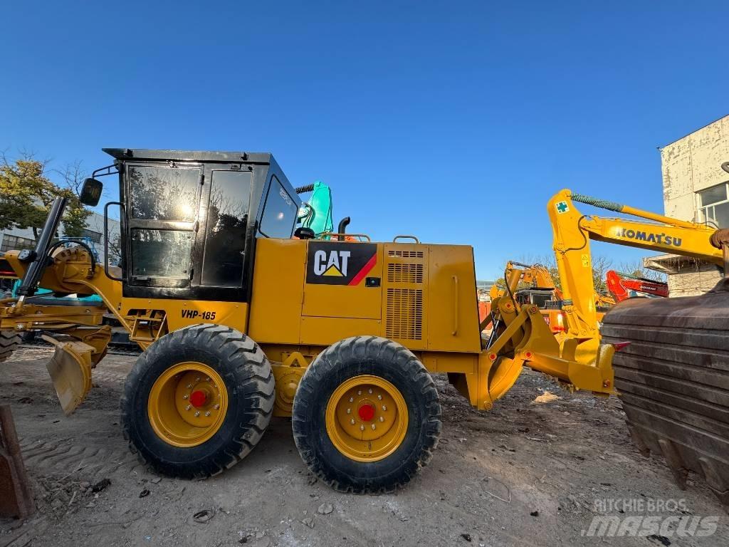 CAT 140 H معدات تمهيد الطرق