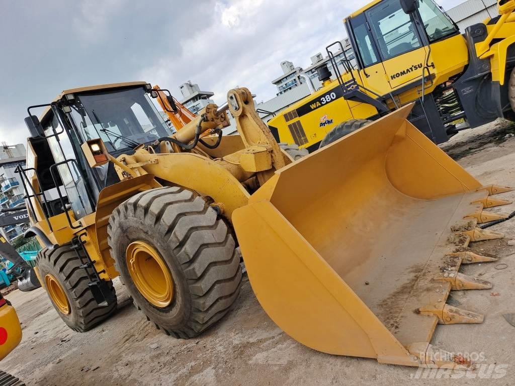 CAT 966 H لوادر بعجل