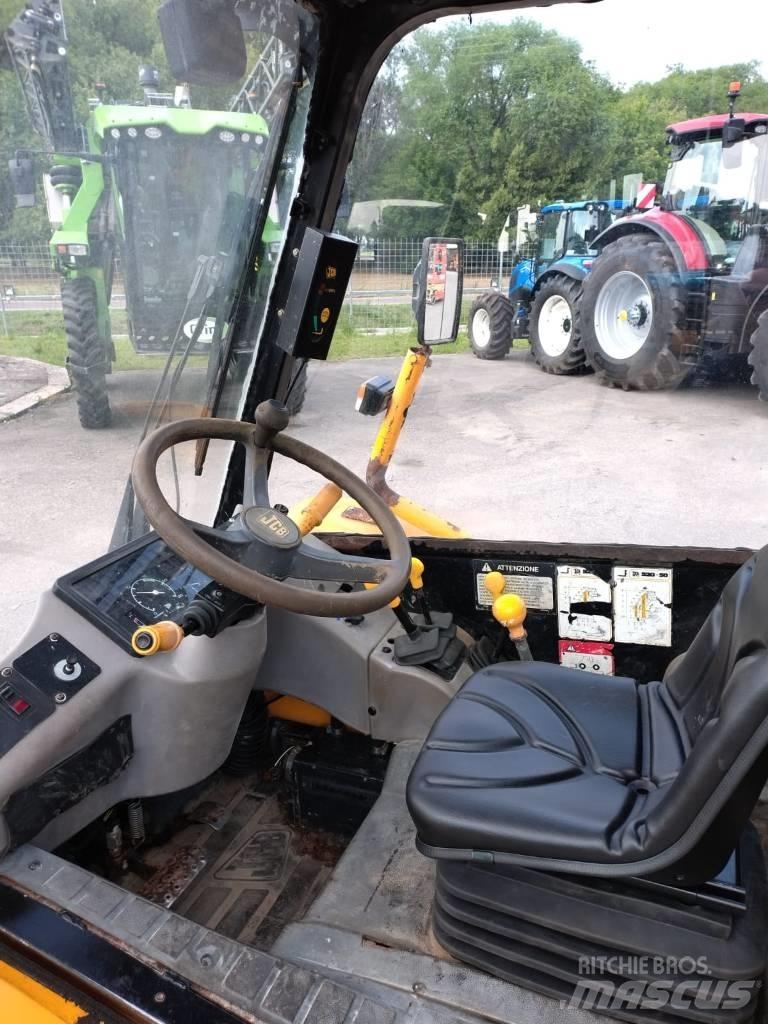 JCB 520-50 مناولات متداخلة